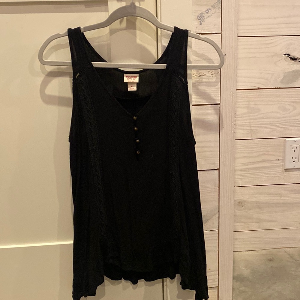 adorable black tank top with cute button details!